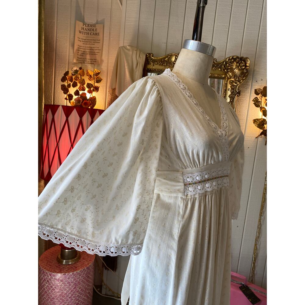 vintage 1970s prairie maxi dress cream cotton bell sleeves crochet lace boho s/m - Picture 3 of 9